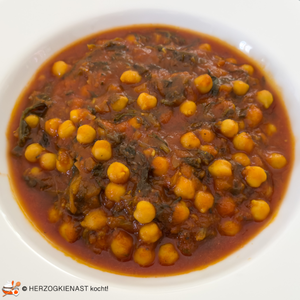 Chana Masala auf weißem Teller