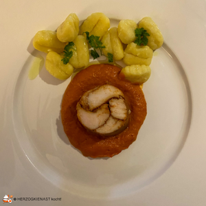 Hähnchenmosaik - Sous vide gegart mit Paprika und Nori gewürzt