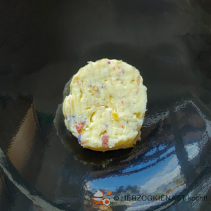 Butter mit Salzzitrone