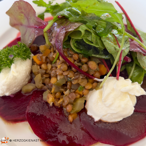 Rote Bete Carpacchio mit Linsensalat