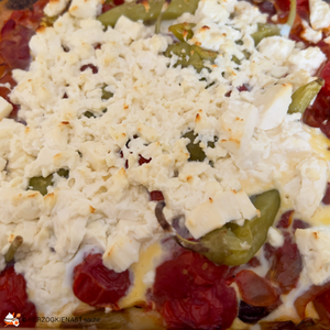 Griechischer Nudelauflauf mit Lauch und Peperoni