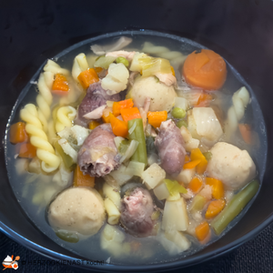 Herzchensuppe mit Gemüse und Markbällchen